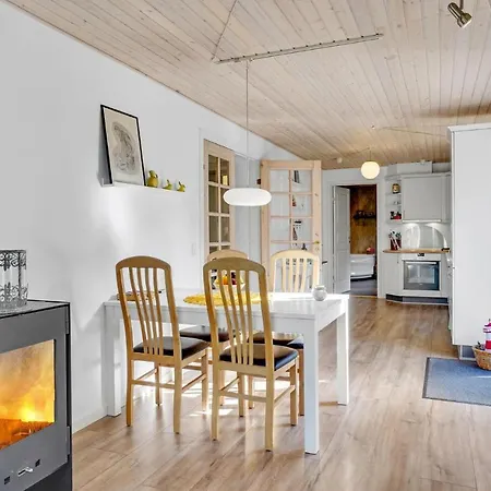 3 Bedroom Beautiful In *