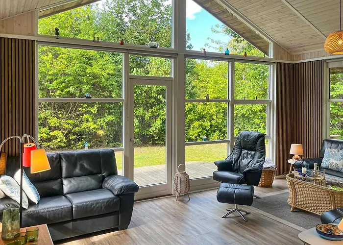 Ferienhaus 3 Bedroom Beautiful In Vig